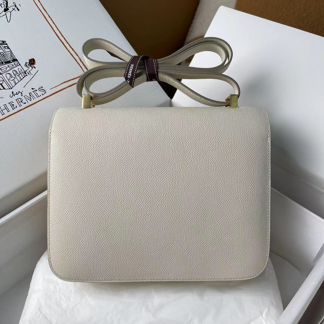 Hermes Constance 24cm Shoulder Bag In Cream White Epsom Leather